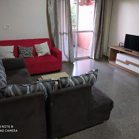 Amplio Y Comodo Apartamento Con Bella Vista En Pleno Centro Ciudad del Este Esterno foto