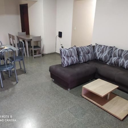 Amplio Y Comodo Apartamento Con Bella Vista En Pleno Centro Ciudad del Este Esterno foto