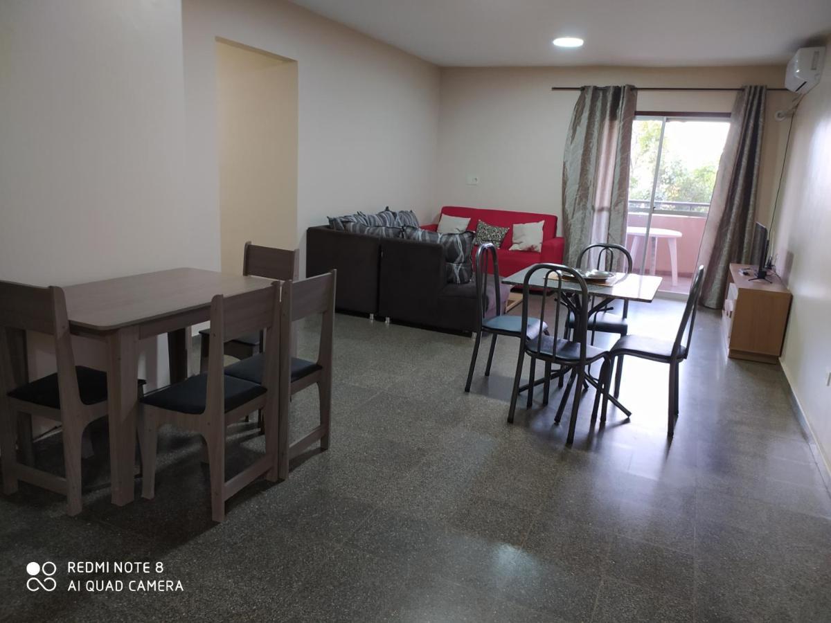 Amplio Y Comodo Apartamento Con Bella Vista En Pleno Centro Ciudad del Este Esterno foto